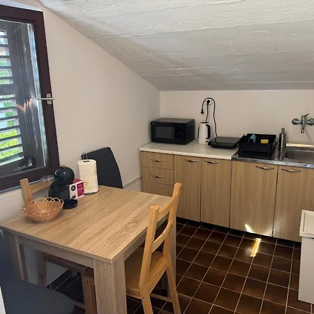 5 Meters From The Sea - 70m2 Colibri Sunset Apartment