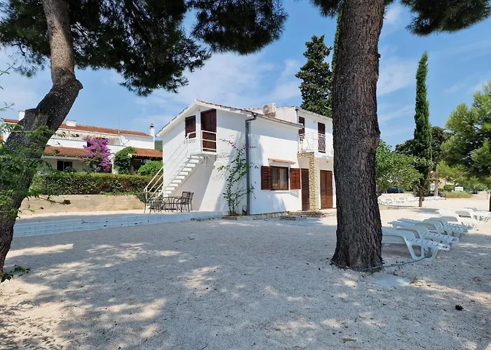 Апартаменты 5 Meters From The Sea With Private - 70m2 Colibri Sunset *