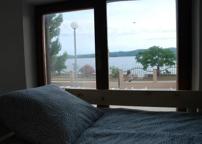 5 Meters From The Sea With Private - 70m2 Colibri Sunset Апартаменты