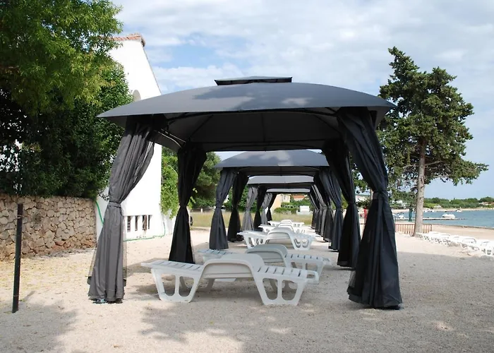 Апартаменты 5 Meters From The Sea With Private - 70m2 Colibri Sunset *